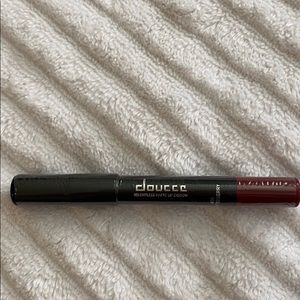 🌺5/$25 Douche Relentless Matte Lip Crayon